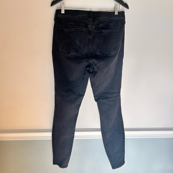 Torrid Size 12R Sky High Skinny Distressed Jeans in Black - Picture 4 of 7